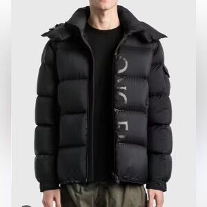 MONTCLER BIG LOGO MAURES CIUBBOTOO